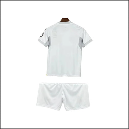 Real Madrid – Kit enfant domicile 25/26