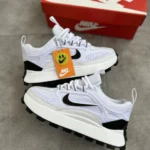Nike Bailleli Branco e Preto