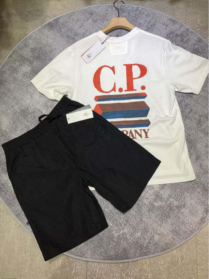 CP S26 - Look 17