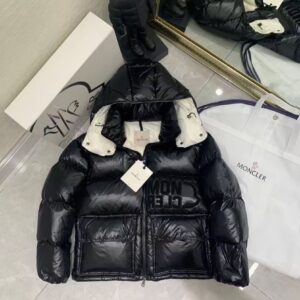 MONCLER Abbaye Doudoune matelassée Noir